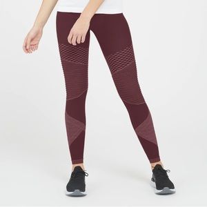 FINAL DAYS-STORE CLOSING Spanx Look At Me Now Seamless Moto Leggings
